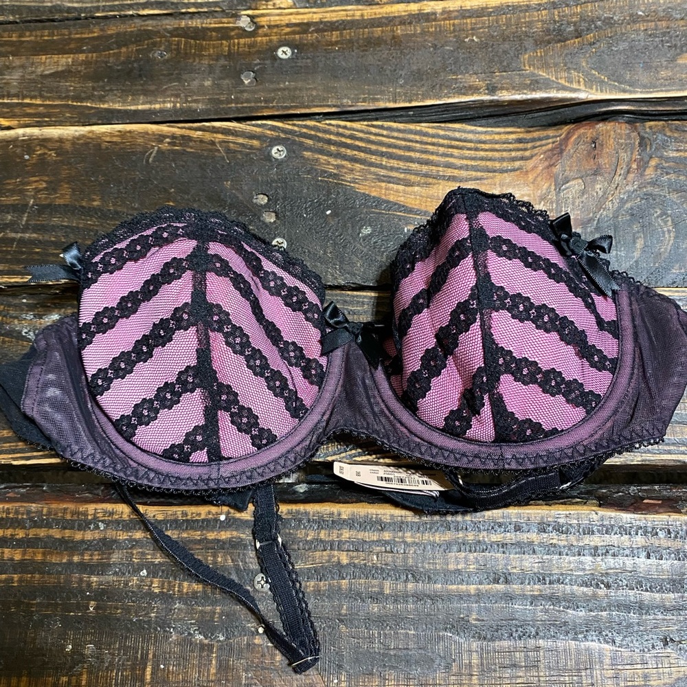 Victoria's Secret sexy little thinks pink and black lacey push up bra 36B